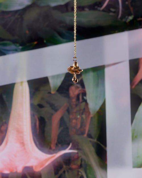 Brugmansia Pendant